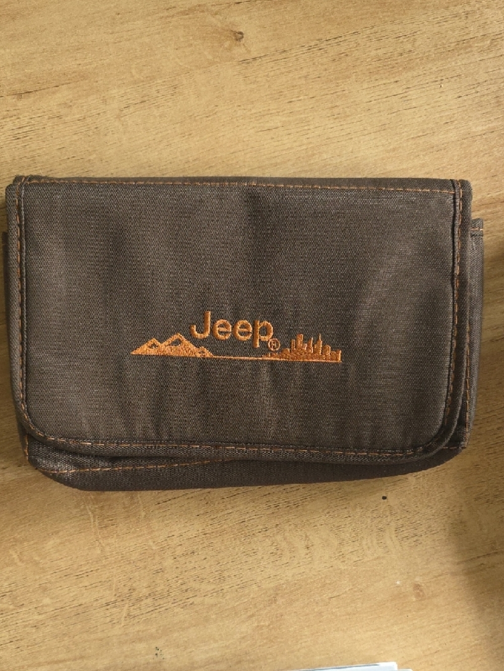 2019 Jeep Compass User Guide & Pouch - Picture 2 of 4